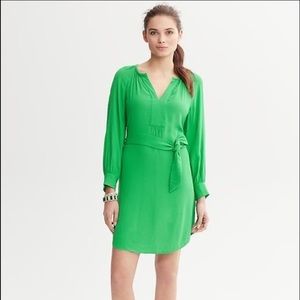 Banana Republic Kelly Green Sleeved Belted Dress